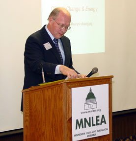 Dr. Alfred Pekarek Dr. Alfred Pekarek, Keynote Presentation on "Climate Change & Energy"